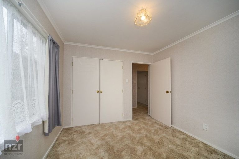 Photo of property in 5 Rosebank Avenue, Kelvin Grove, Palmerston North, 4414