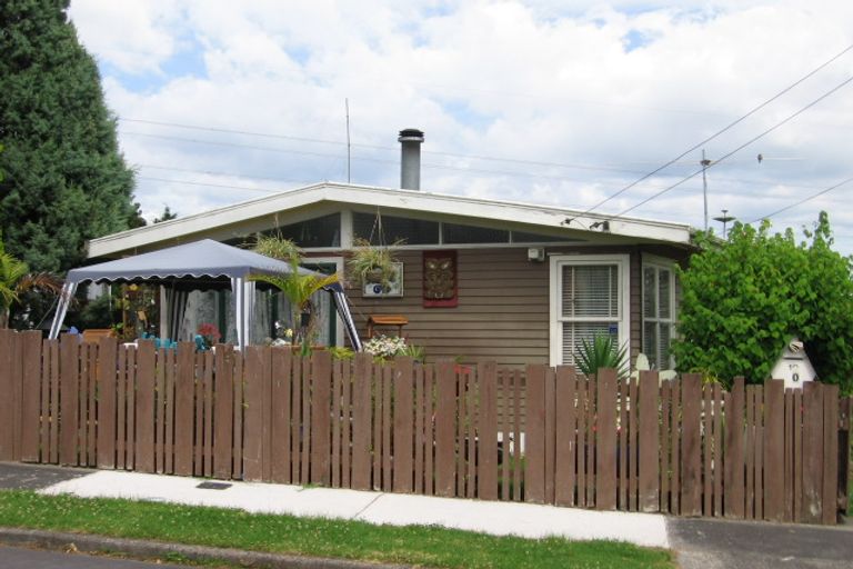 Photo of property in 10 Stedman Place, Avondale, Auckland, 0600