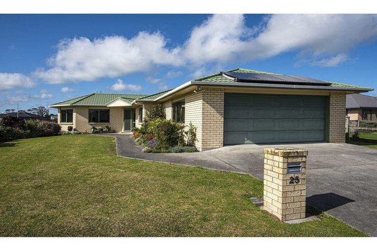 Photo of property in 25 Phoenix Place, Dargaville, 0310