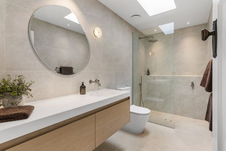 Photo of property in 15 David Street, Bayswater, Auckland, 0622