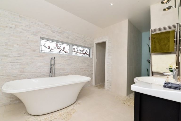 Photo of property in 29 Amokura Crescent, Flagstaff, Hamilton, 3210