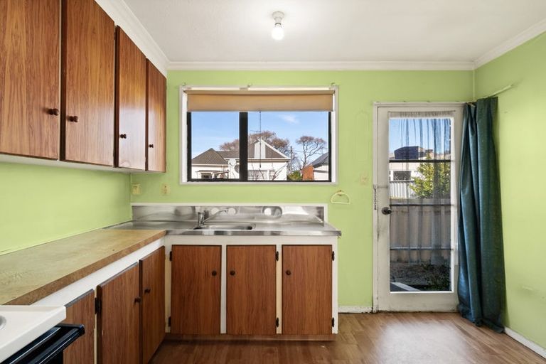 Photo of property in 10d Law Street, Caversham, Dunedin, 9012
