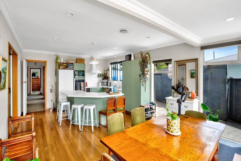 Photo of property in 8a Mahoe Street, Inglewood, 4330