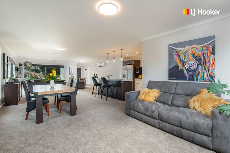 Photo of property in 13 Huntly Road, Outram, 9019