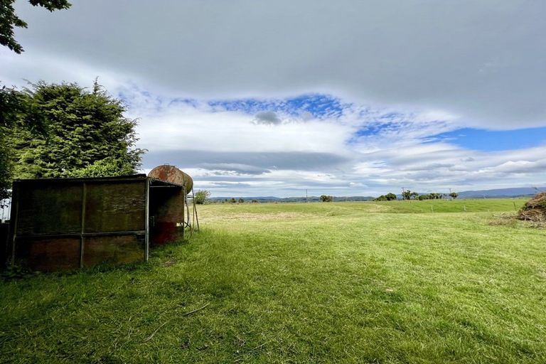 Photo of property in 231 Lillburn Monowai Road, Dean, Tuatapere, 9691