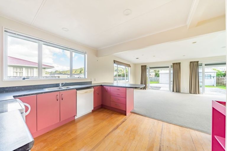 Photo of property in 95 Moohan Street, Wainuiomata, Lower Hutt, 5014