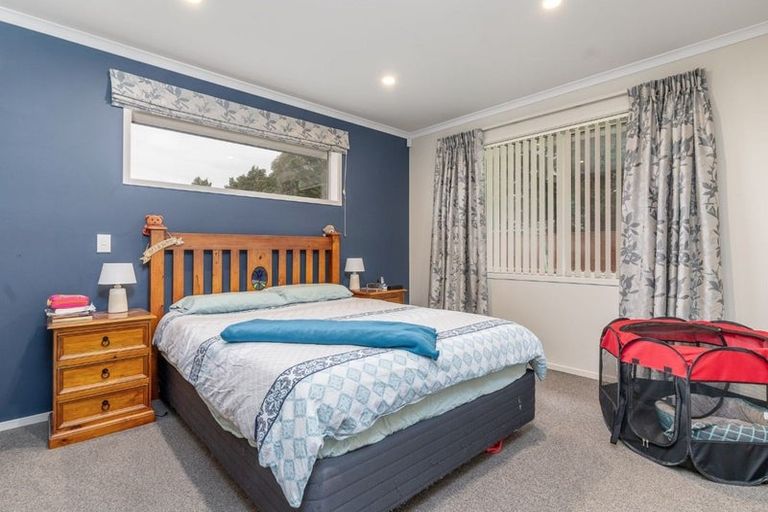 Photo of property in 8 Maple Grove, Solway, Masterton, 5810