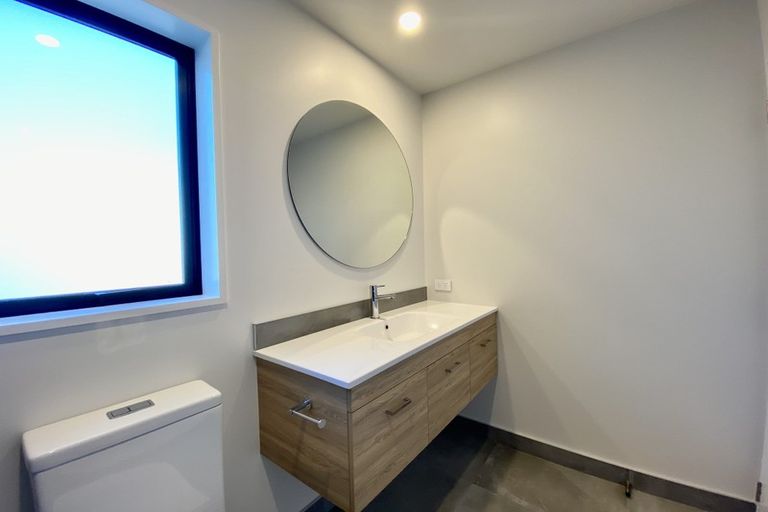 Photo of property in 2/102 Strickland Street, Sydenham, Christchurch, 8023