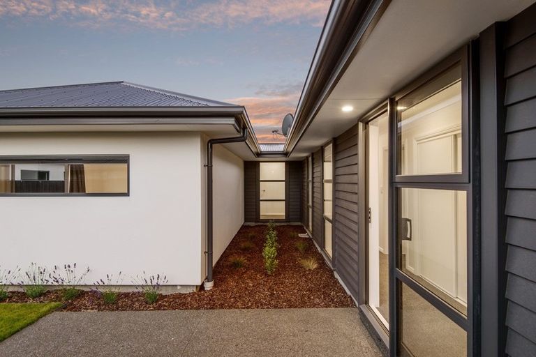 Photo of property in 14 Nickel Drive, Prebbleton, 7604