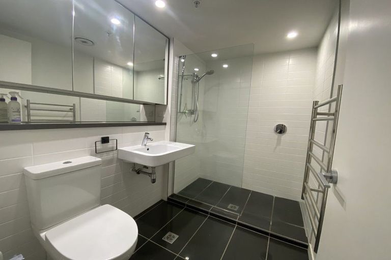 Photo of property in Elevate, 2/30b Taranaki Street, Te Aro, Wellington, 6011