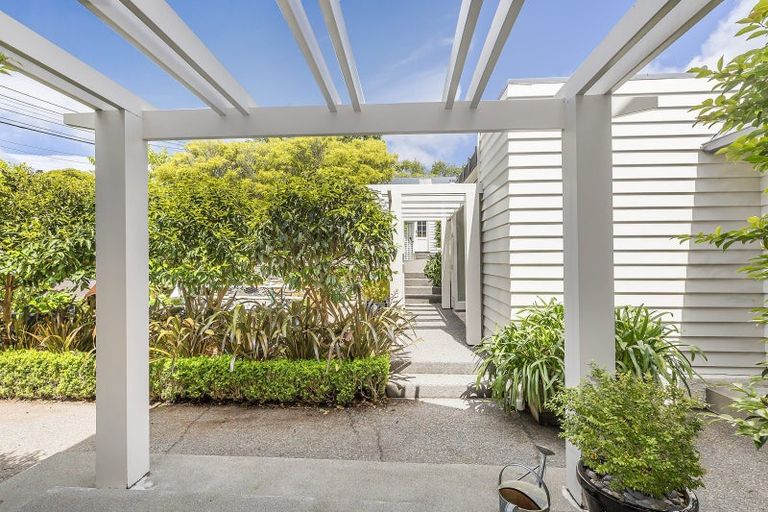 Photo of property in 21 Fancourt Street, Karori, Wellington, 6012