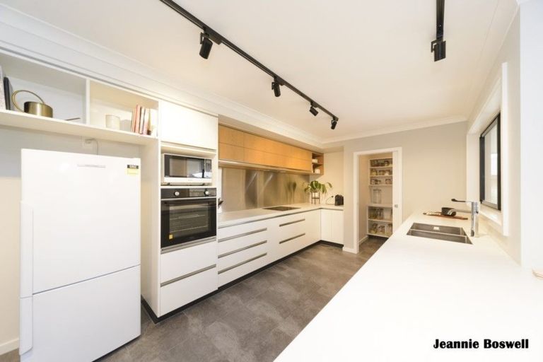 Photo of property in 10 Peckham Lane, Ashhurst, 4810