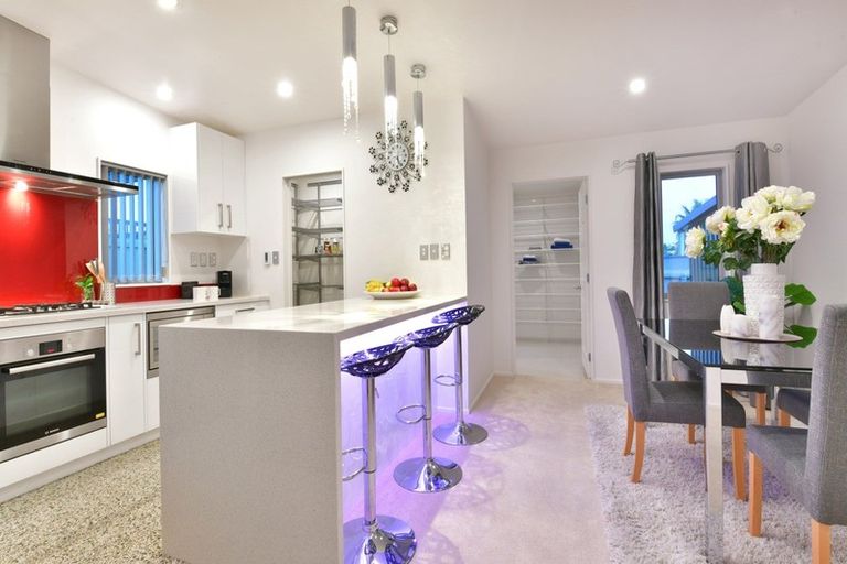 Photo of property in 9 Wiriana Place, Stanmore Bay, Whangaparaoa, 0932