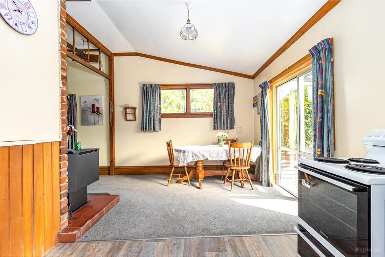 Photo of property in 70 Parsonage Road, Waimate, 7978