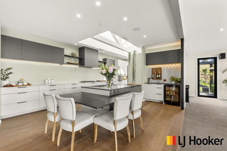 Photo of property in 19 William Andrew Road, Pukekohe, 2120