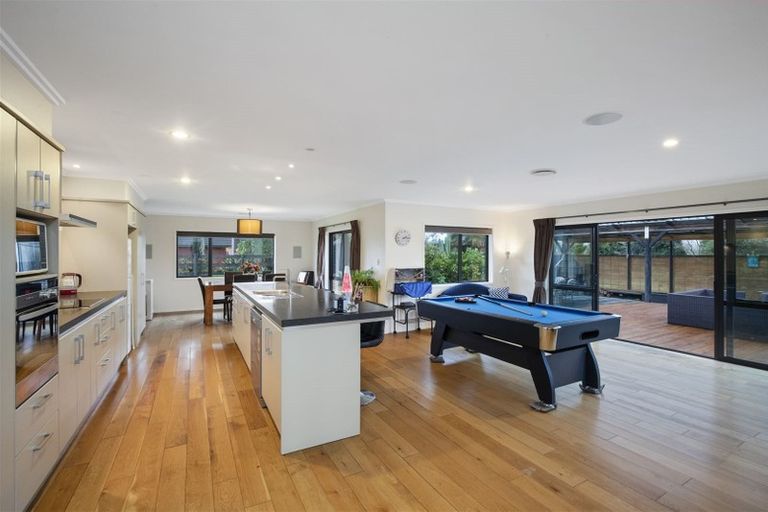 Photo of property in 7 Armstrong Way, Waiuku, 2123