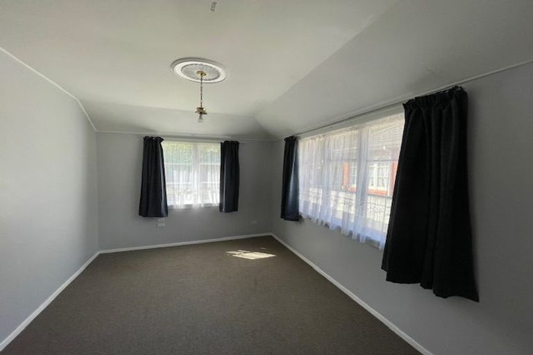 Photo of property in 96 Naenae Road, Naenae, Lower Hutt, 5011