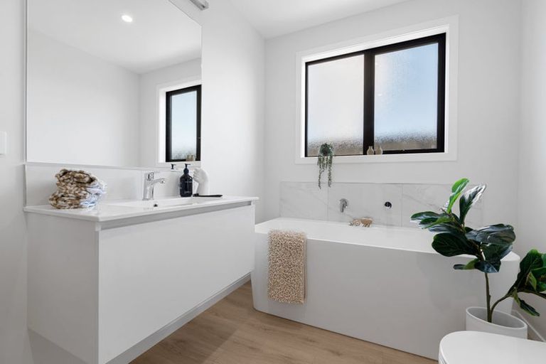 Photo of property in 15 Ross Taylor Lane, Masterton, 5810