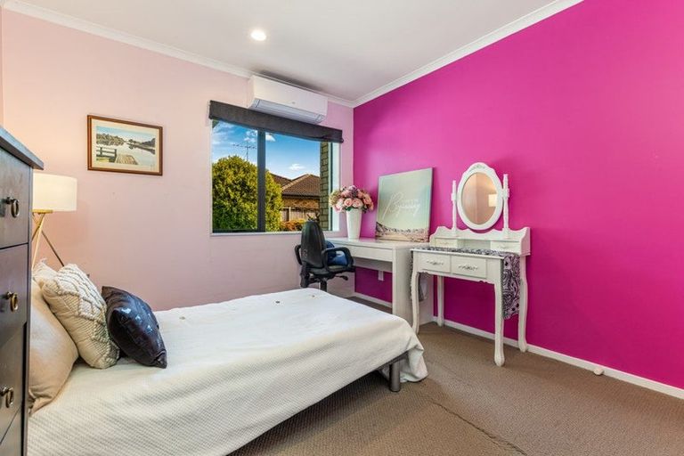 Photo of property in 39 Breaker Grove, Waiuku, 2123