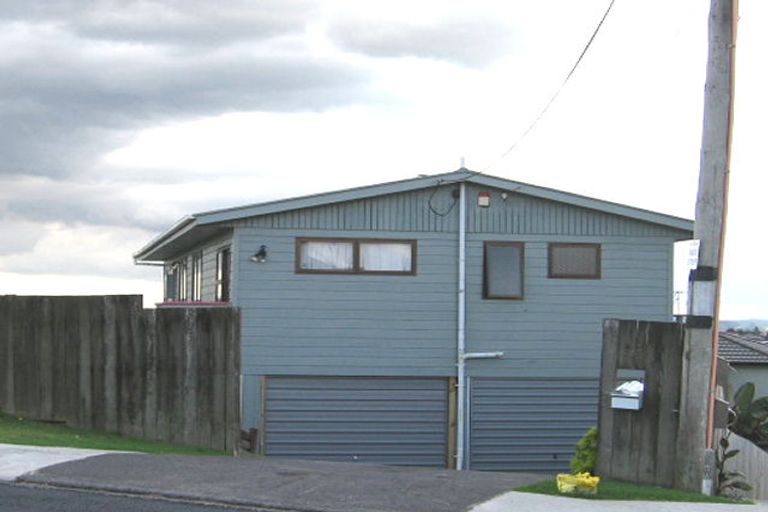 Photo of property in 136a Luckens Road, West Harbour, Auckland, 0618