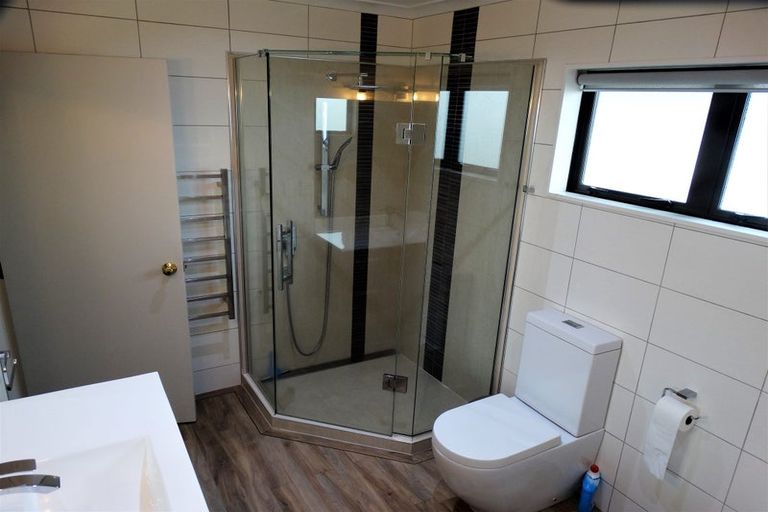 Photo of property in 32 Rosehill Place, Nawton, Hamilton, 3200