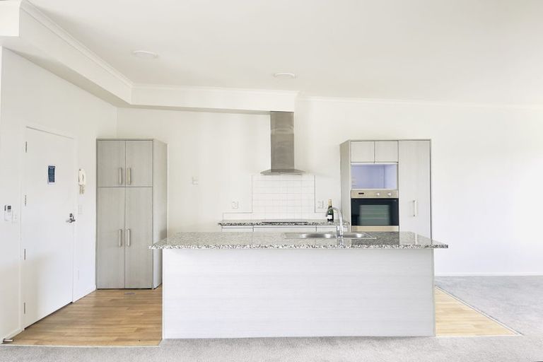 Photo of property in 6/130 Stancombe Road, Flat Bush, Auckland, 2016