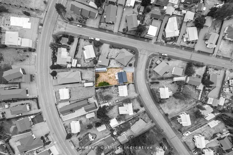 Photo of property in 27 Sealy Street, Twizel, 7901
