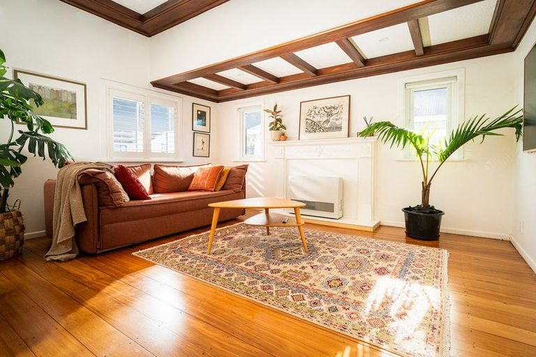 Photo of property in 15 Campbell Street, Karori, Wellington, 6012