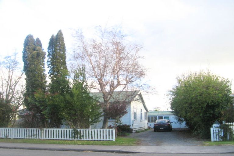 Photo of property in 607 Victoria Street, Parkvale, Hastings, 4122