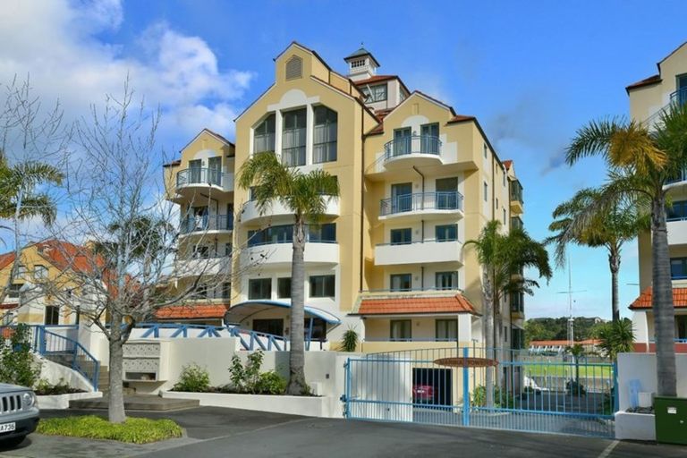 Photo of property in 68 Harbour Village Drive, Gulf Harbour, Whangaparaoa, 0930