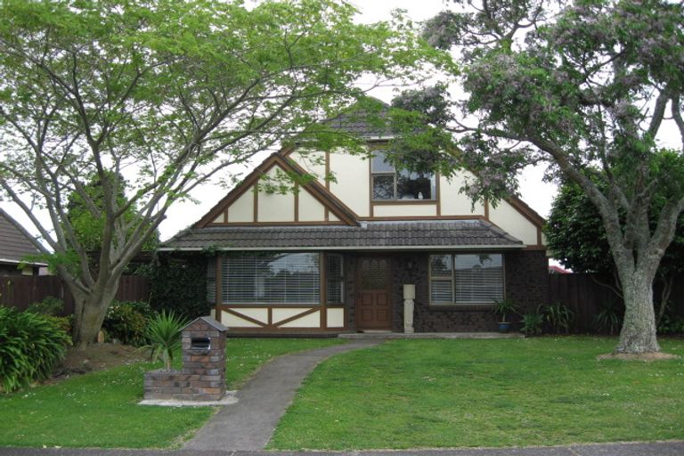 Photo of property in 1/15 Gloaming Place, Conifer Grove, Takanini, 2112