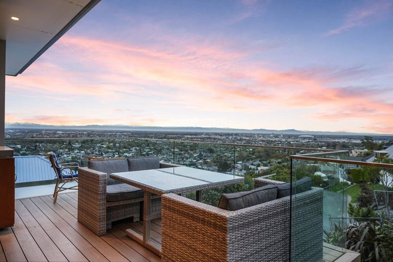 Photo of property in 50 Woodlau Rise, Huntsbury, Christchurch, 8022