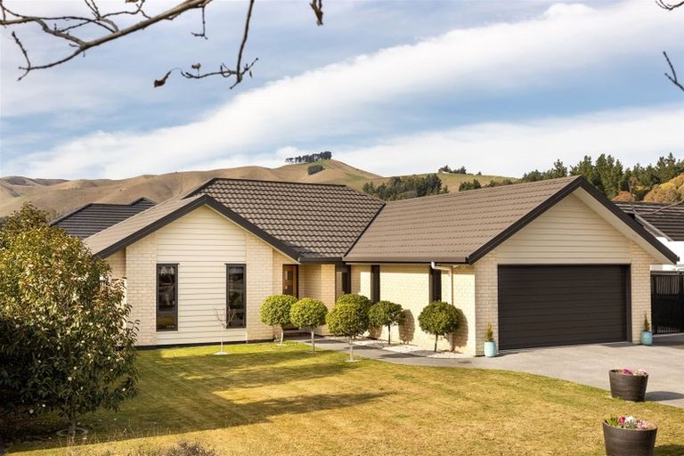 Photo of property in 135 Taylor Pass Road, Witherlea, Blenheim, 7201