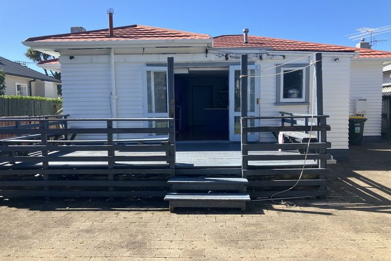 Photo of property in 21 Ropata Crescent, Boulcott, Lower Hutt, 5010