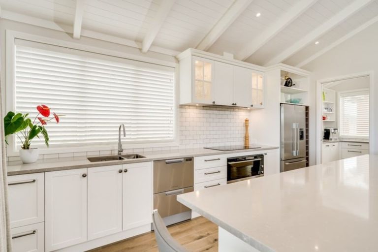 Photo of property in 79 Penetaka Heights, Pyes Pa, Tauranga, 3112