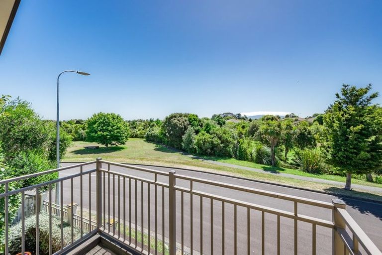 Photo of property in 5 Jade Lane, Paraparaumu, 5032