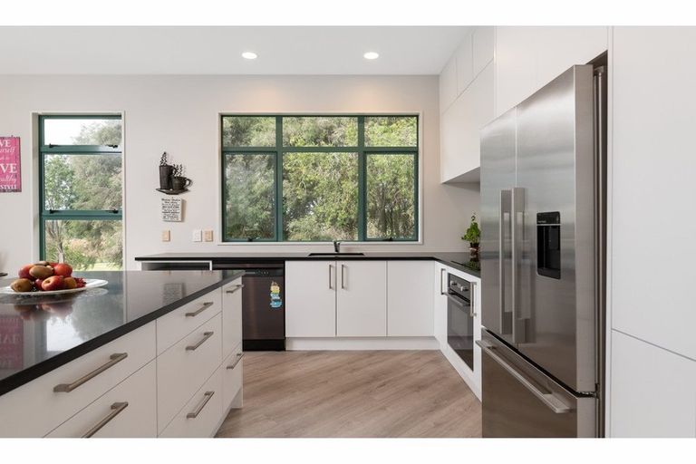 Photo of property in 48 Diamond Head, Hairini, Tauranga, 3112