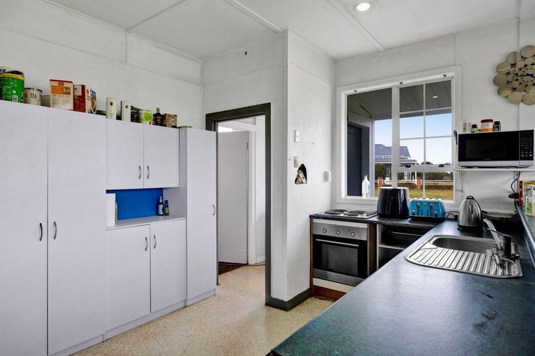 Photo of property in 8 Egmont Street, Normanby, Hawera, 4614