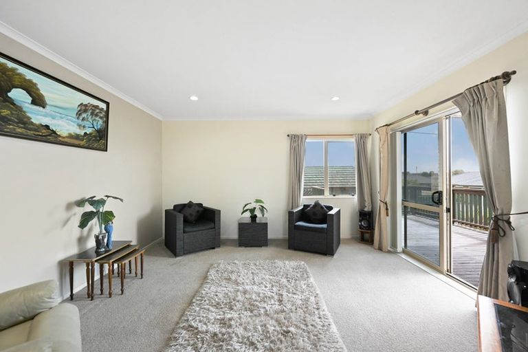 Photo of property in 137 Rototuna Road, Rototuna, Hamilton, 3210