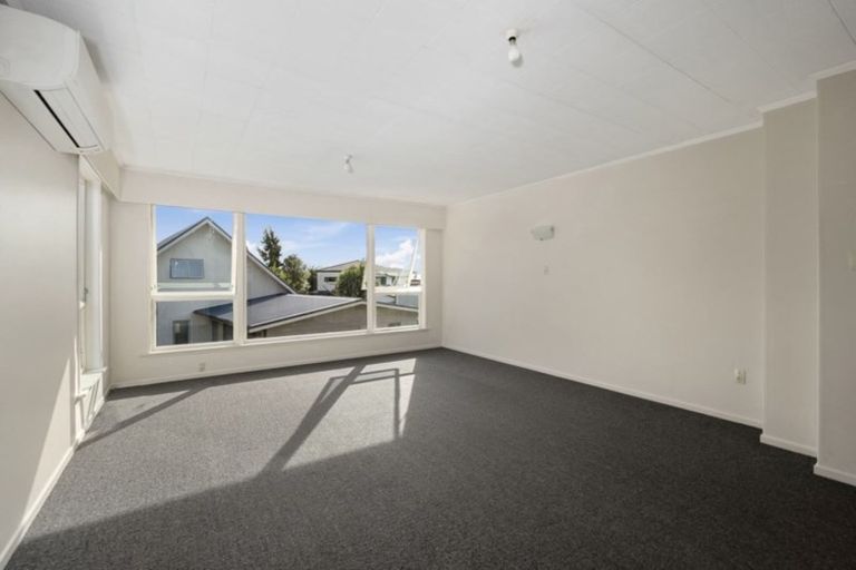 Photo of property in 1/50 Henry Hill Road, Taupo, 3330