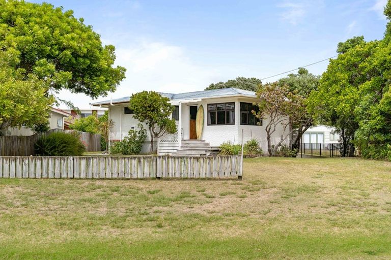Photo of property in 115 Sylvia Road, Whangamata, 3620