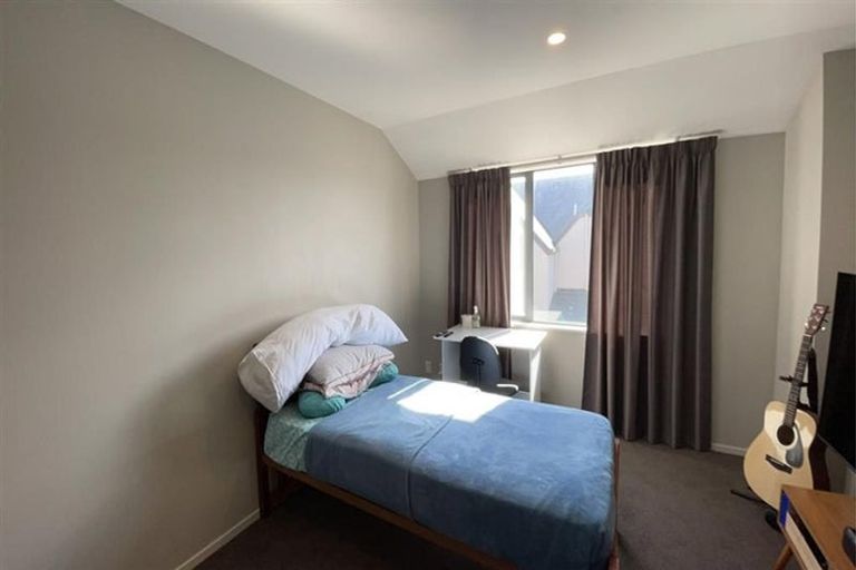 Photo of property in 17 Lascelles Street, Saint Martins, Christchurch, 8022