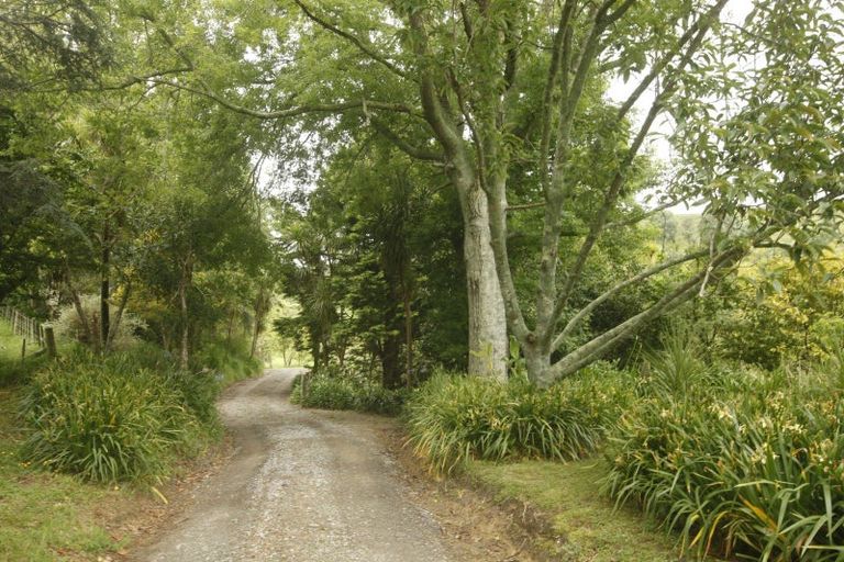 Photo of property in 109 Paremata Branch Road, Tolaga Bay, 4077