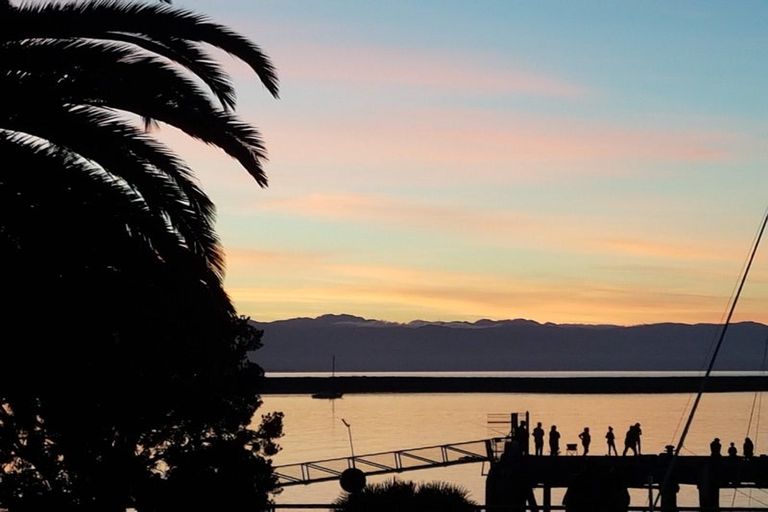 Photo of property in Latitude 41, 3/269 Wakefield Quay, Stepneyville, Nelson, 7010