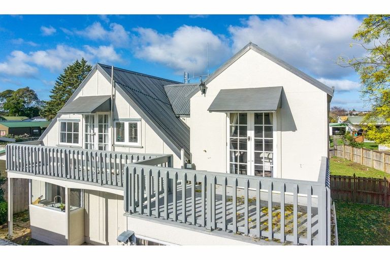 Photo of property in 1b Oak Avenue, Nawton, Hamilton, 3200