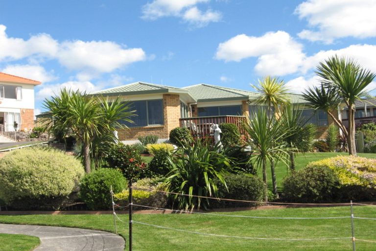 Photo of property in 10 Homestead Place, Welcome Bay, Tauranga, 3112