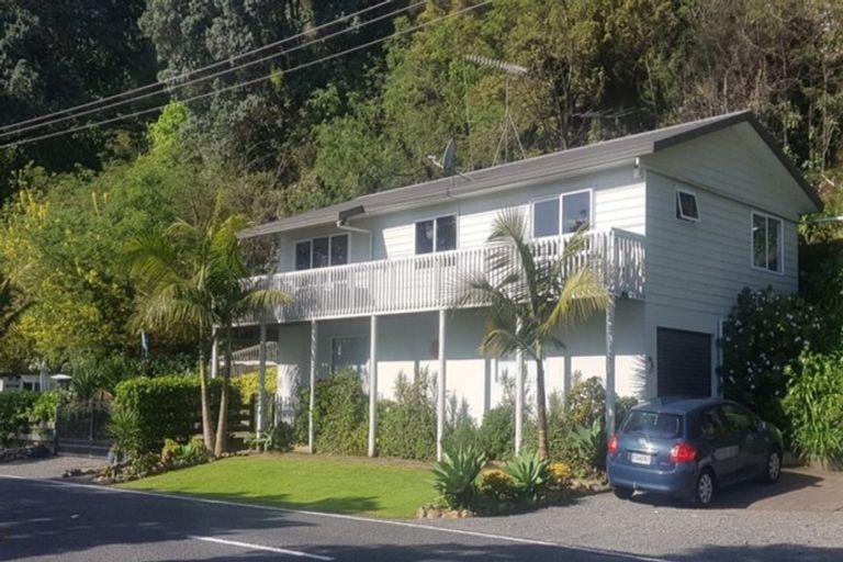 Photo of property in 394 Thames Coast Road, Thornton Bay, Thames, 3575