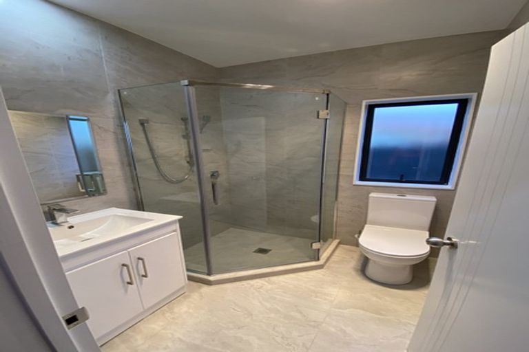 Photo of property in 60 Medvale Avenue, Flat Bush, Auckland, 2019