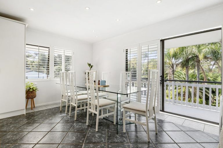 Photo of property in 2/74 Glamorgan Drive, Torbay, Auckland, 0630