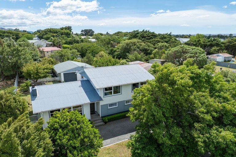 Photo of property in 11 William Benton Street, Featherston, 5710